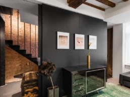 Rénover une maison dans le Vieux-Lille - escalier-salon - Maison Touro